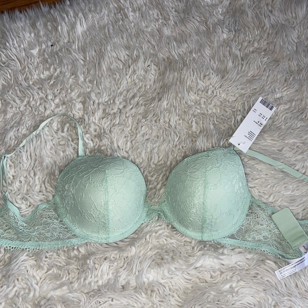 Mint bra brand new
